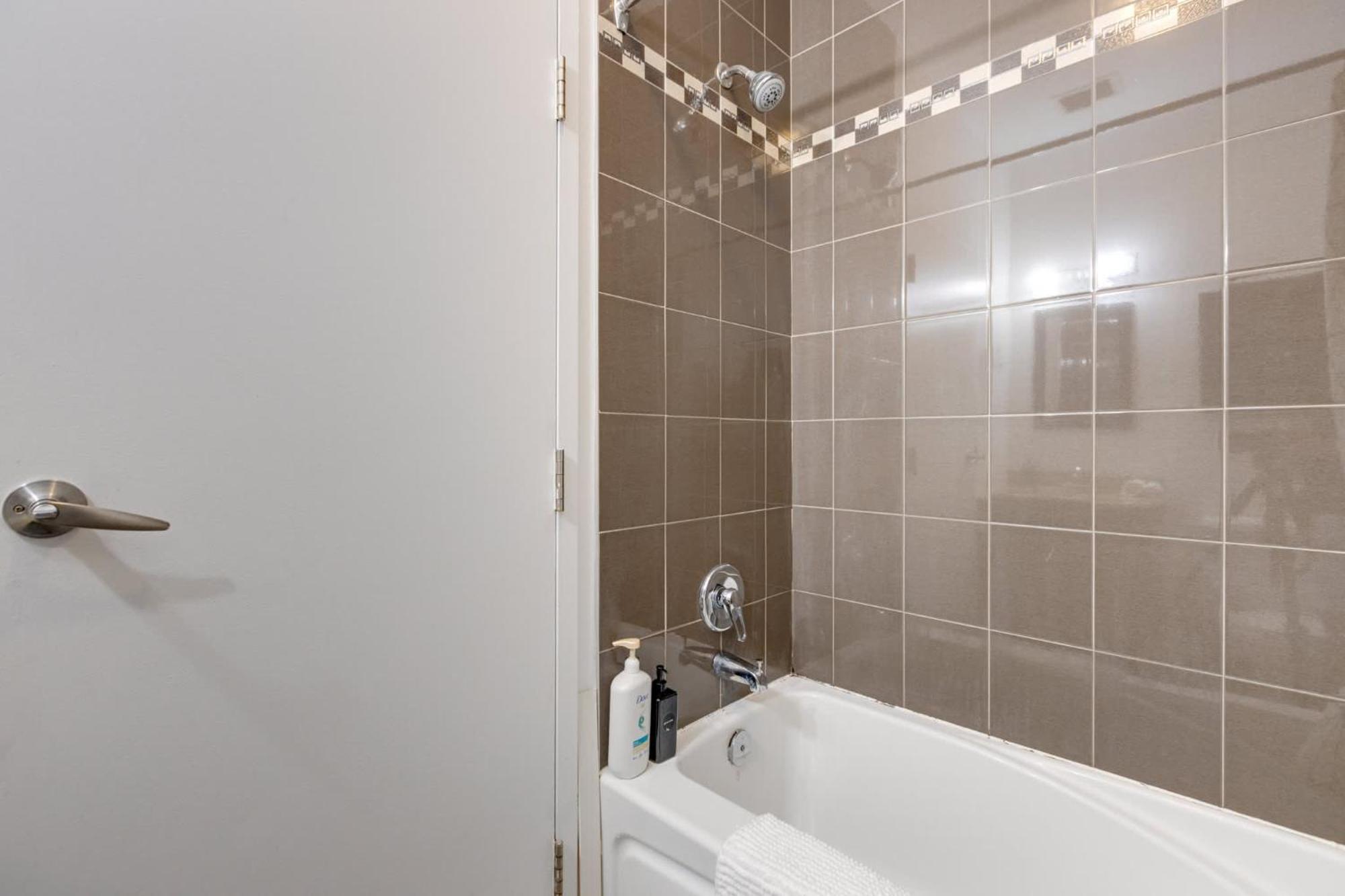 M11 - Stylish & Cozy 2Bdr In Plateau Montreal Διαμέρισμα Εξωτερικό φωτογραφία